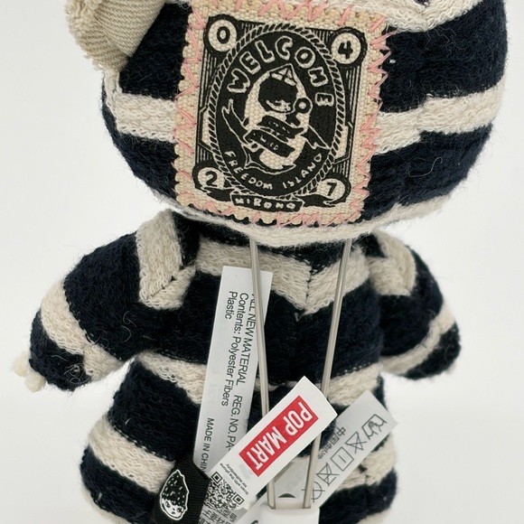 POP MART Hirono Road Journal Series Plush {SECRET} - Highway Imprint - Picture 6 of 13